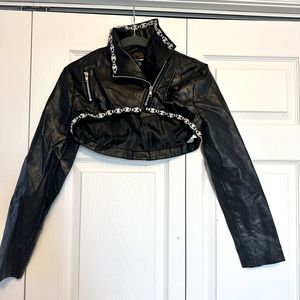XS Fashion Nova brand, rhinestone flare, cropped jacket, in faux leather black.
